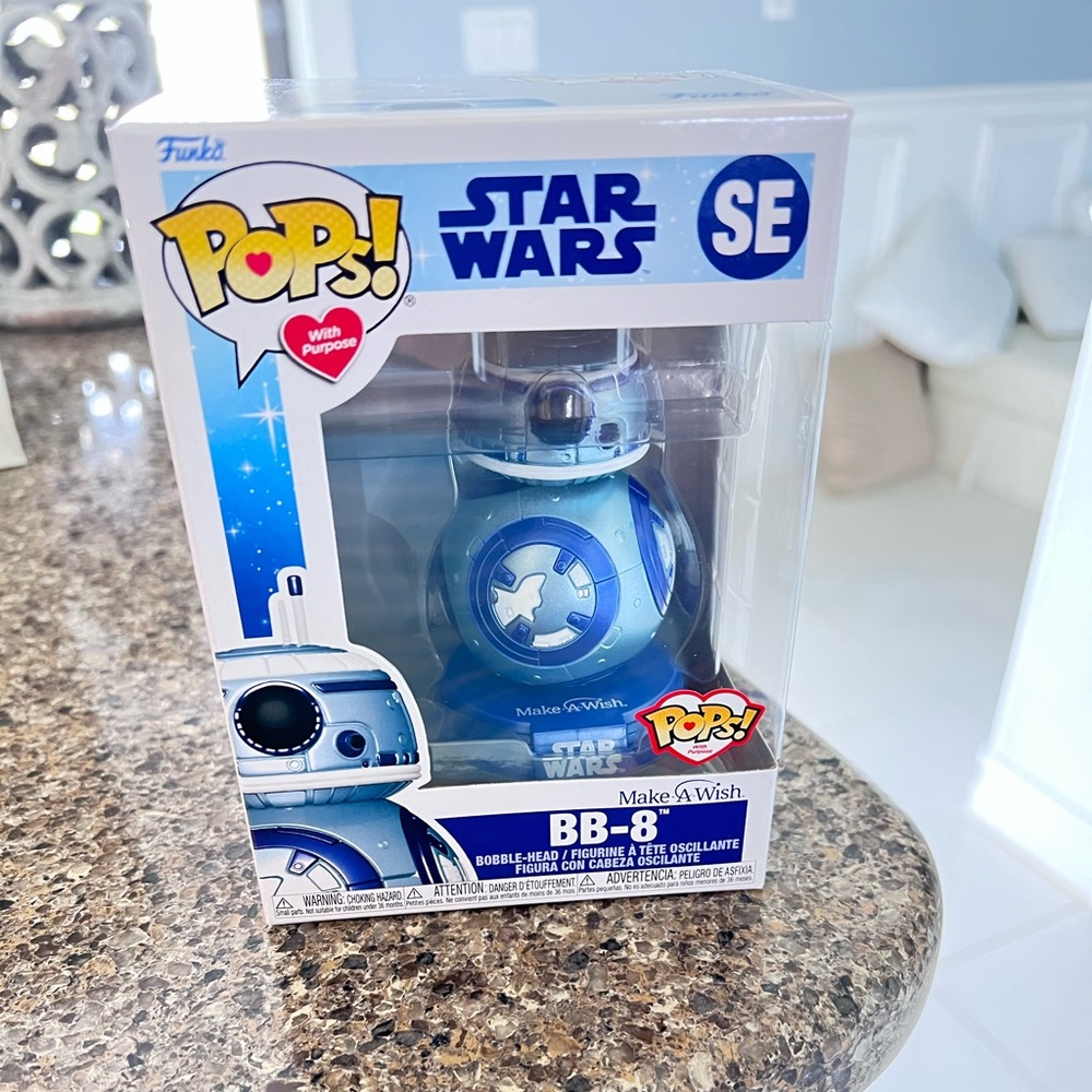 Star Wars. Callectable  brand new